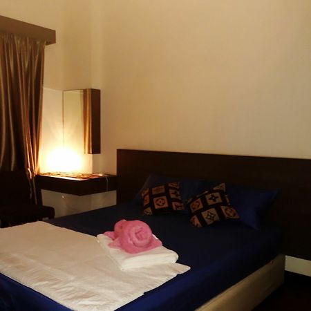 Junika Home Bayou Lagoon Studio Malacca Екстер'єр фото