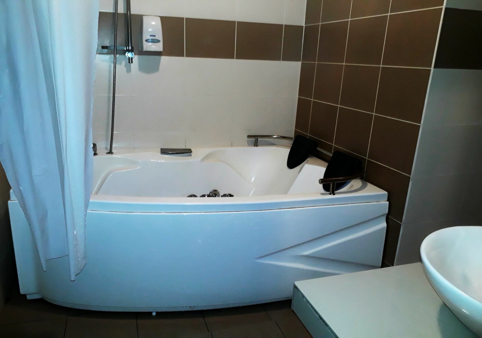Junika Home Bayou Lagoon Studio Malacca Екстер'єр фото